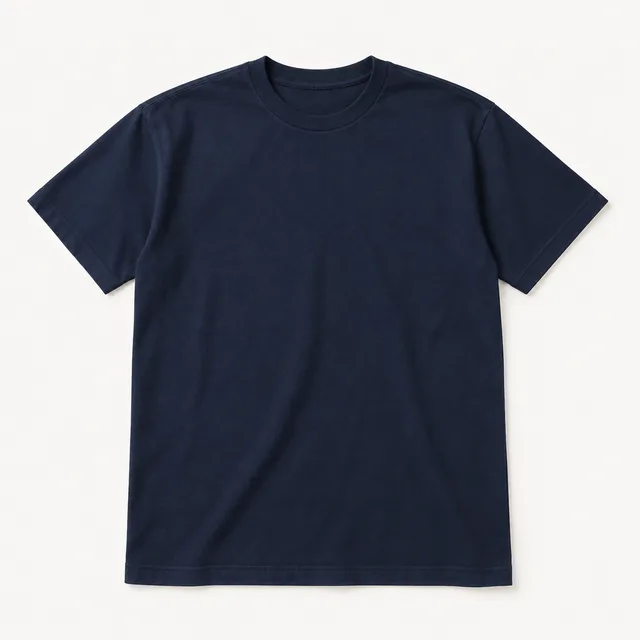 Remera de algodón color azul noche, vista de frente